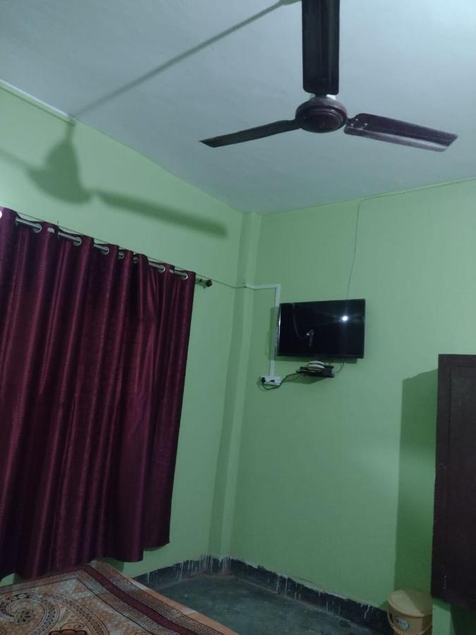 Oyo 83936 Chaudhary Guest House Bulandshahr Экстерьер фото